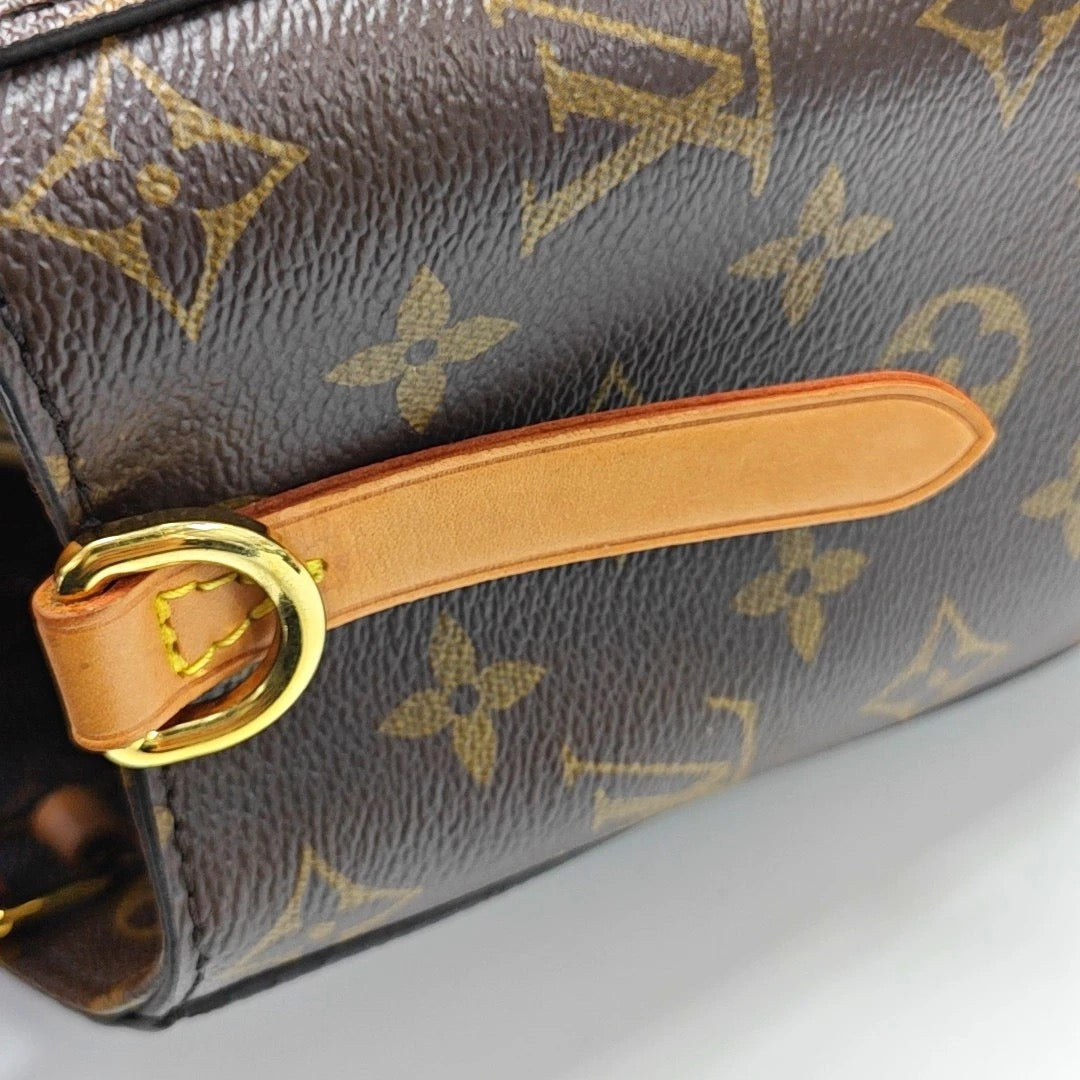 Louis Vuitton Montaigne BB