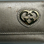 Gucci GG Heart Logo Leather 6-Key Holder Wallet – Metallic Bronze
