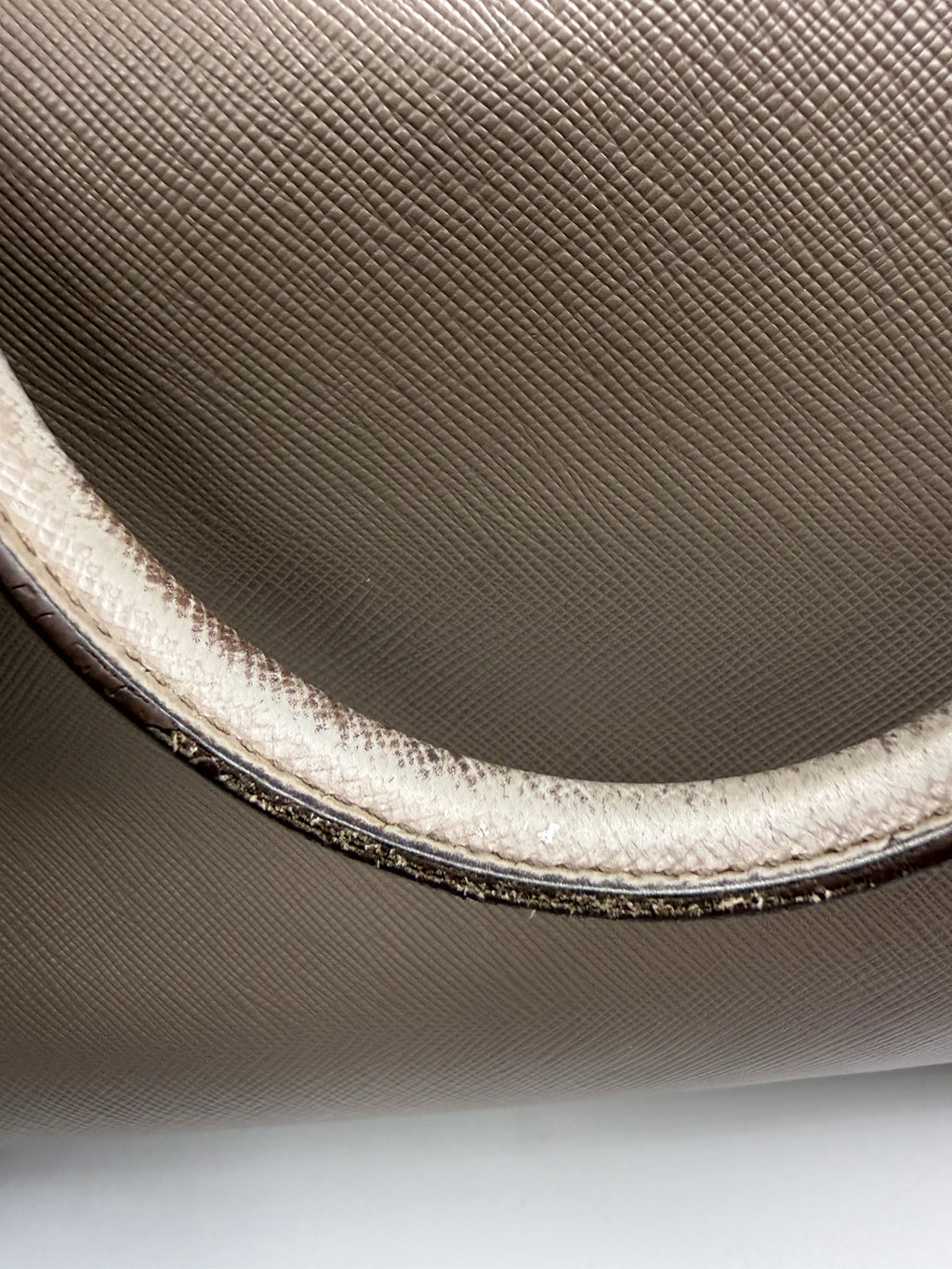 Prada Saffiano Lux Executive Tote in Argilla (Taupe / Grey)