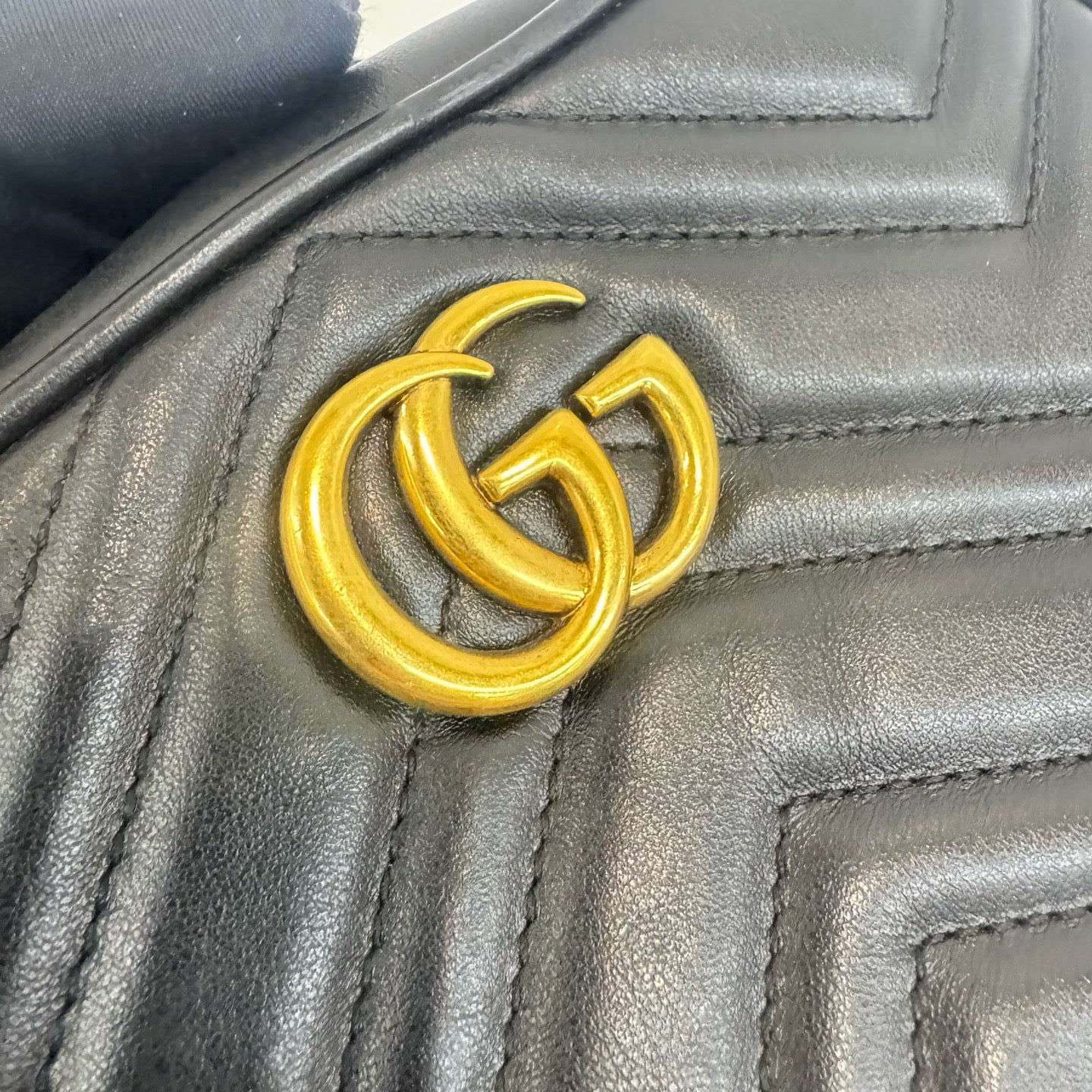 Gucci Mini Mormont Camera