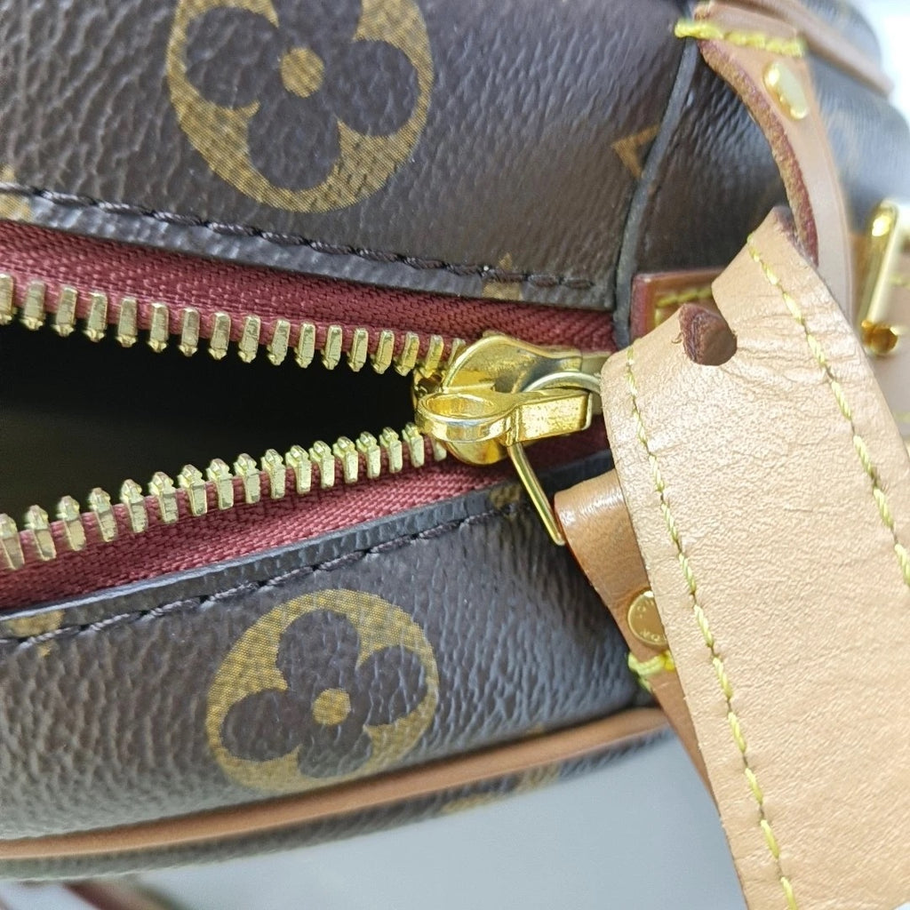 LV Boite Chapeau Souple PM