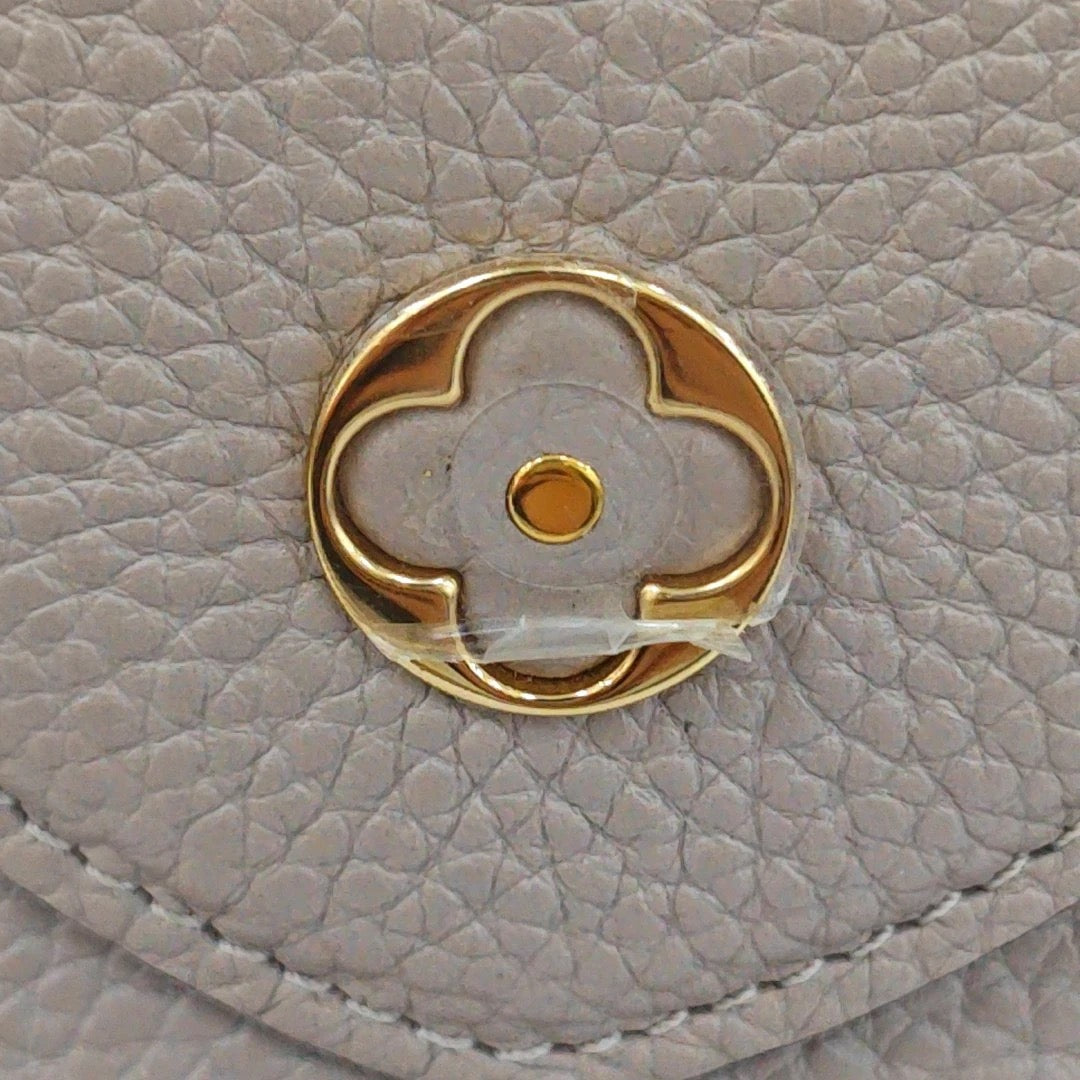 Louis Vuitton Capucines MM