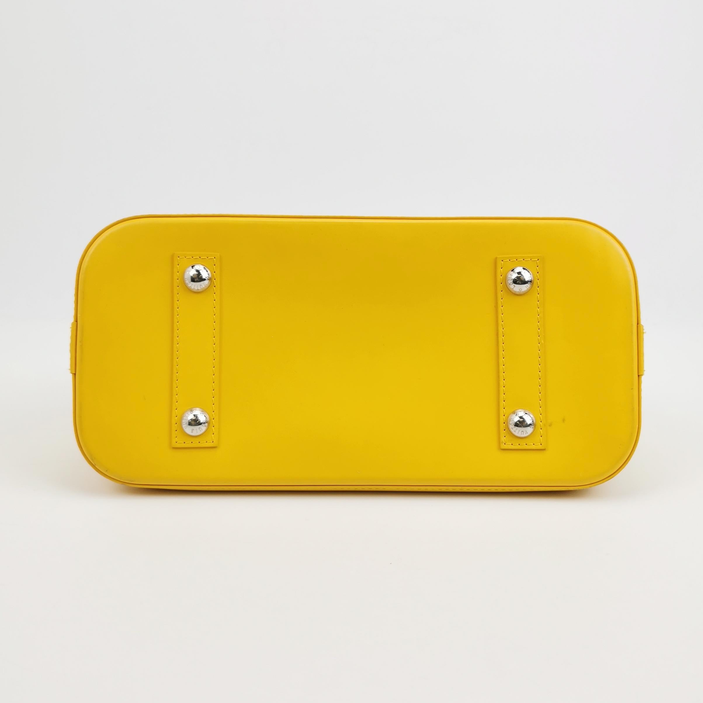 Louis Vuitton Alma PM