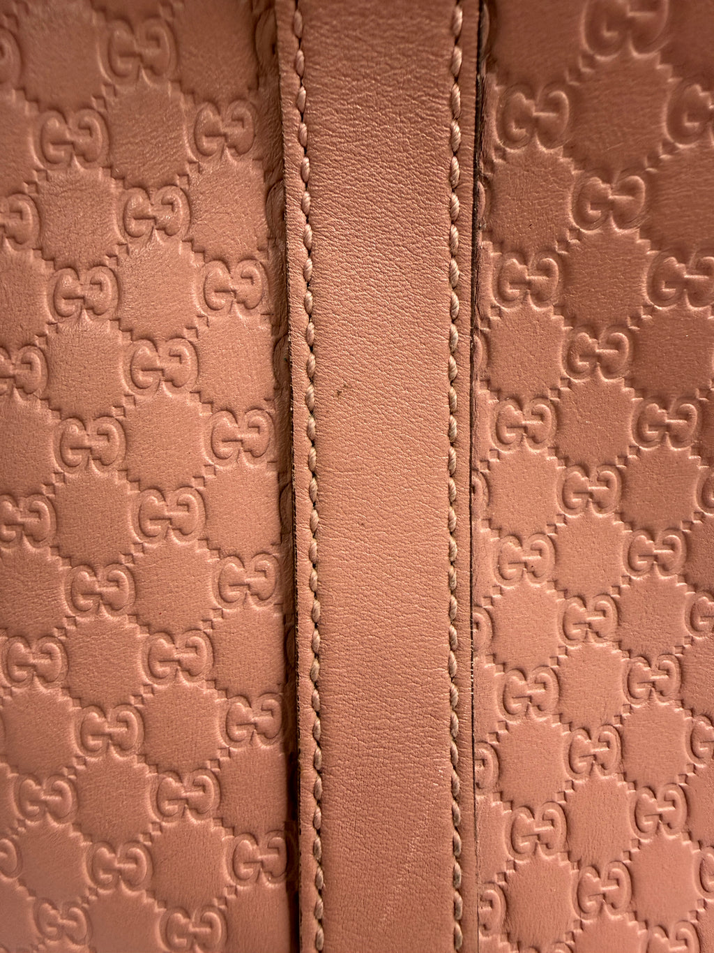 Gucci Medium Microguccissima Dome Top Handle Bag in Dusty Pink
