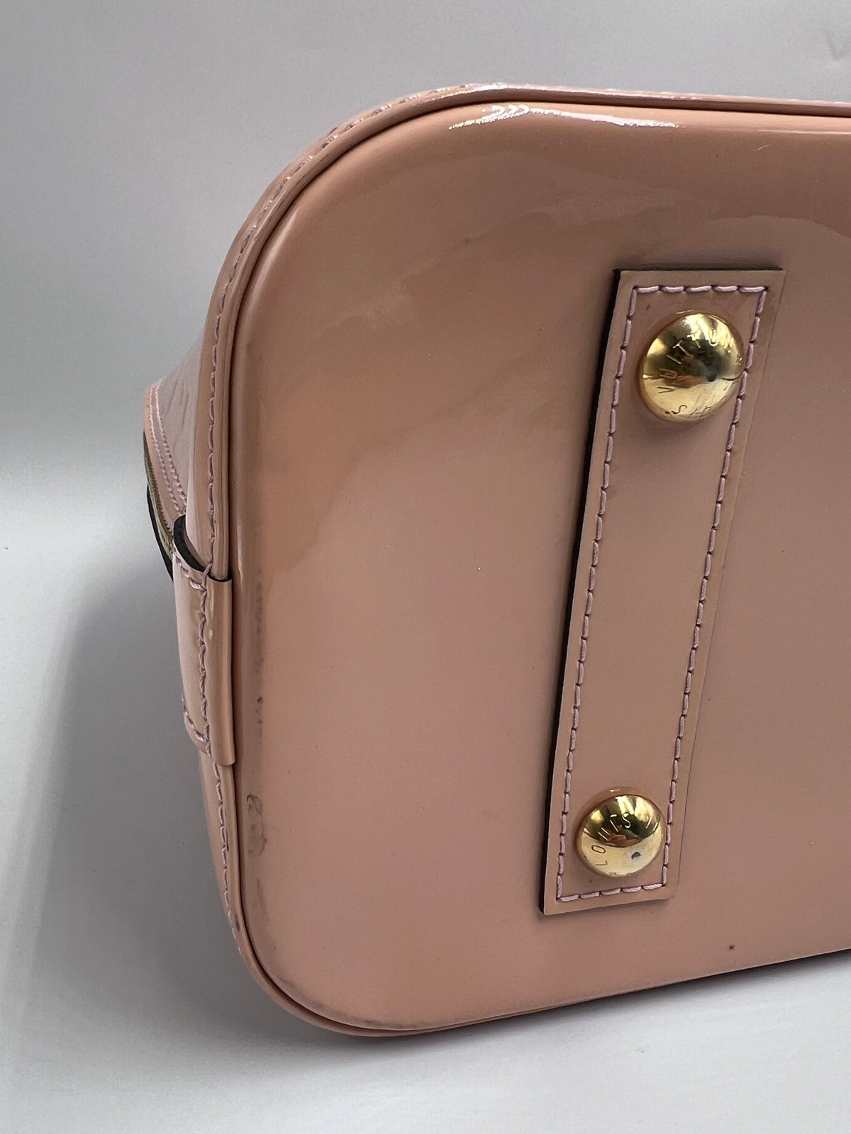 Louis Vuitton Monogram Vernis Alma PM (2015) In Beige