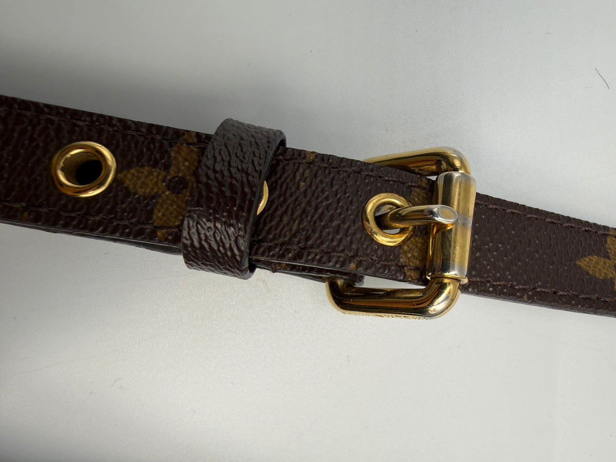 Pre-owned Louis Vuitton Pochette Métis -Monogram Canvas - Luxury Crossbody Bag