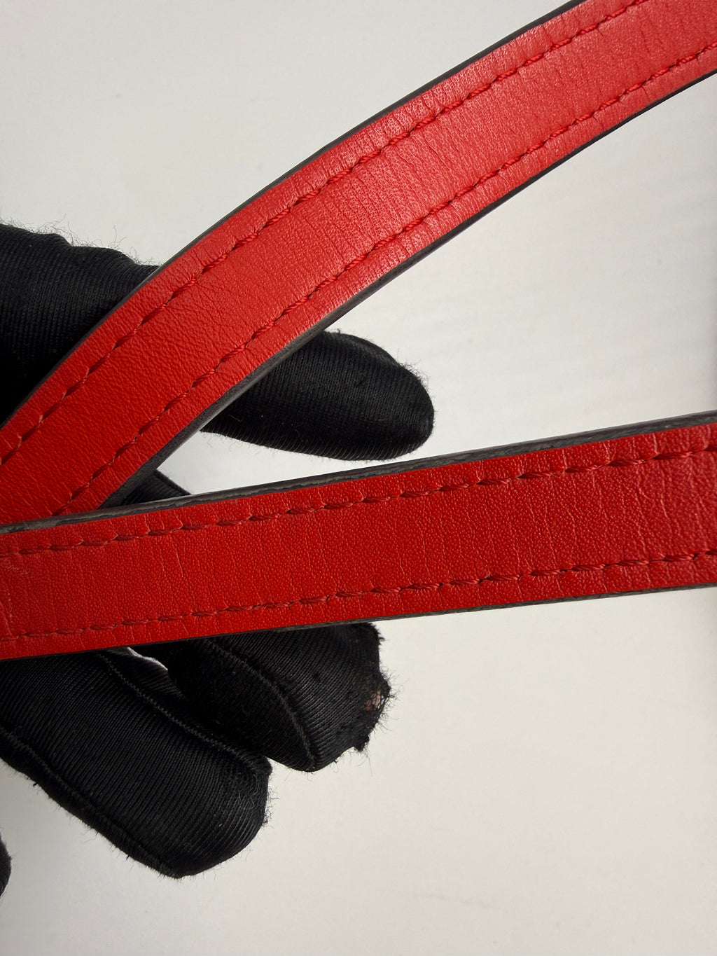 Louis Vuitton NéoNoé MM Monogram Canvas with Coquelicot Red Trim