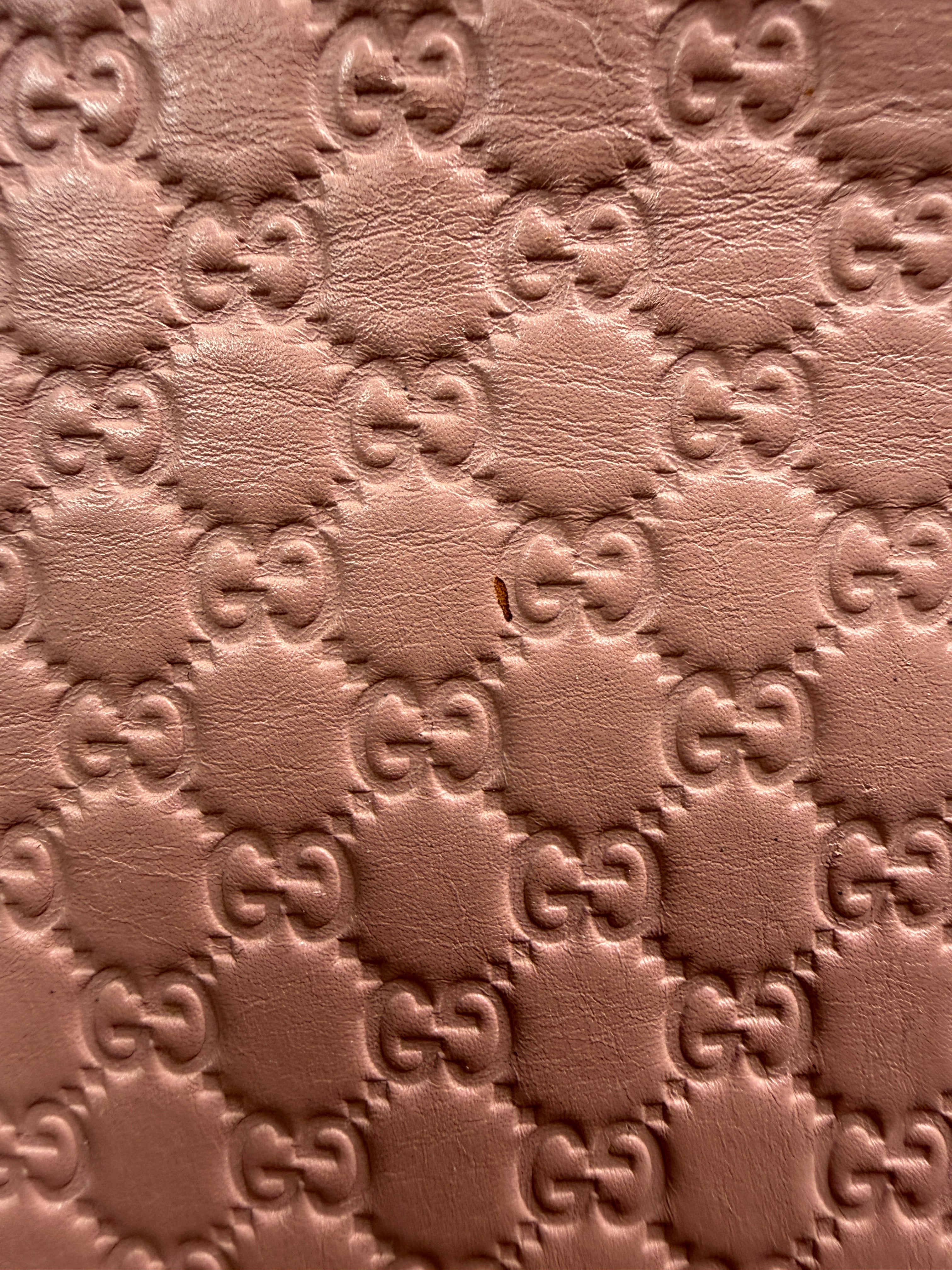 Gucci Medium Microguccissima Dome Top Handle Bag in Dusty Pink