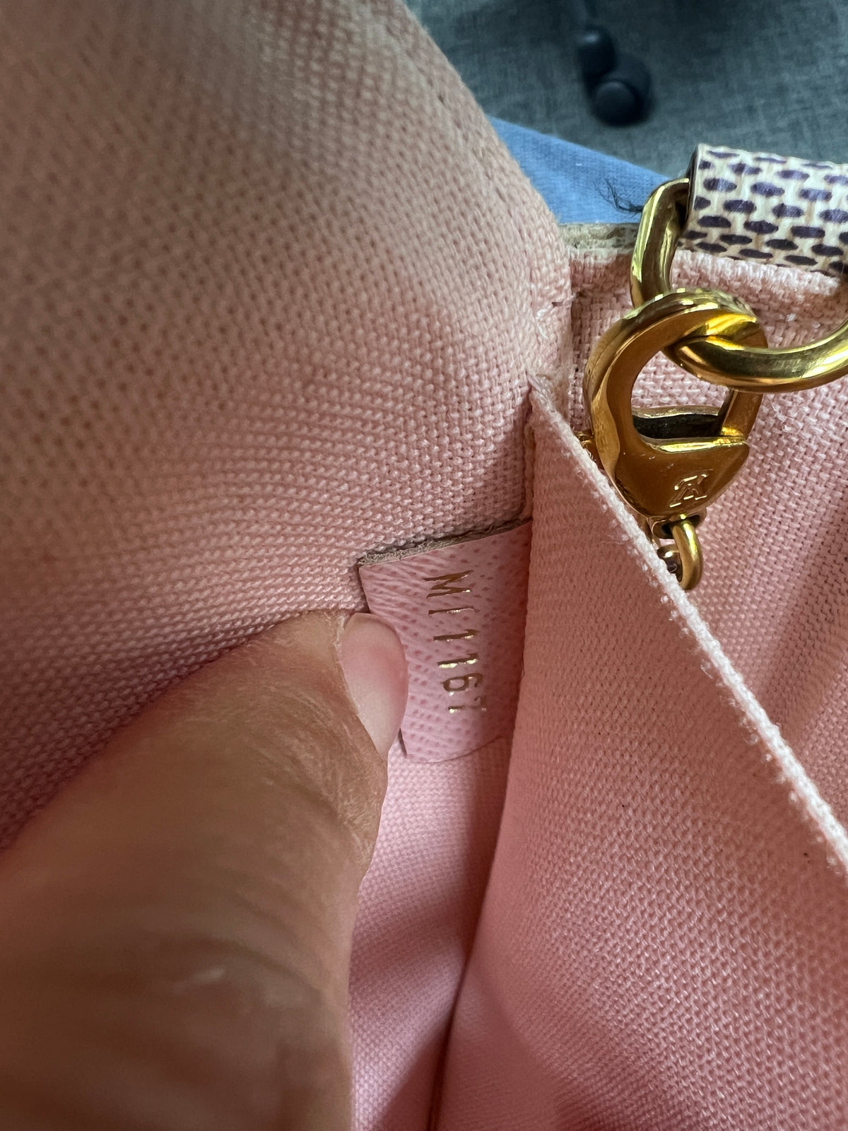 Louis Vuitton Félicie Pochette (2017) in Damier Azur Canvas - Preloved