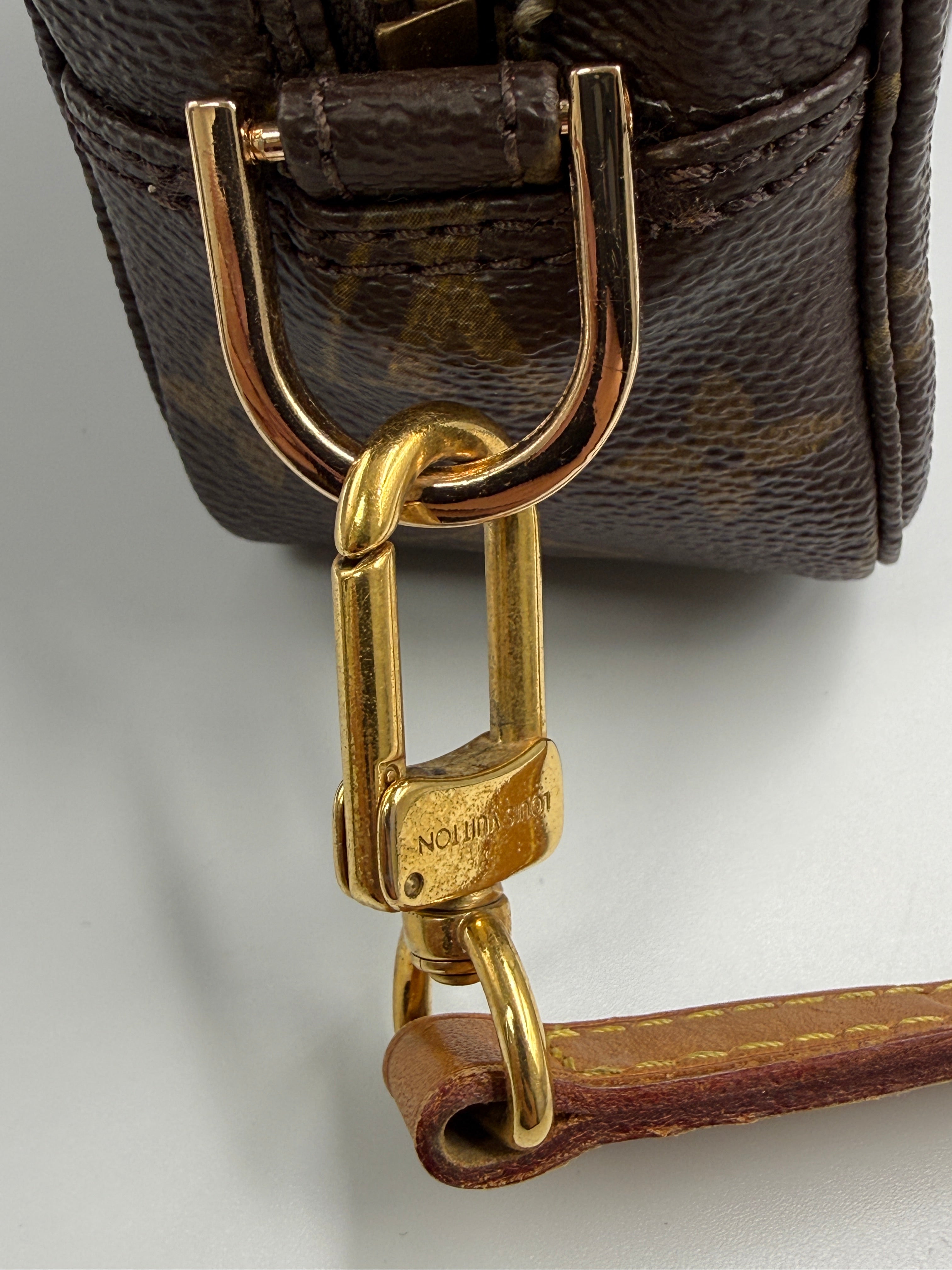 Louis Vuitton Vintage Trousse Toilette 23 in Monogram Canvas