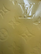 Louis Vuitton (DR4182) Brea MM Monogram Vernis Leather Bag – Yellow