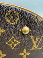 Louis Vuitton Vintage Bucket GM (Vavin/Bucket 27) in Monogram Canvas