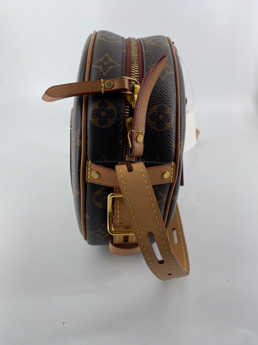 LV Boite Chapeau Souple PM