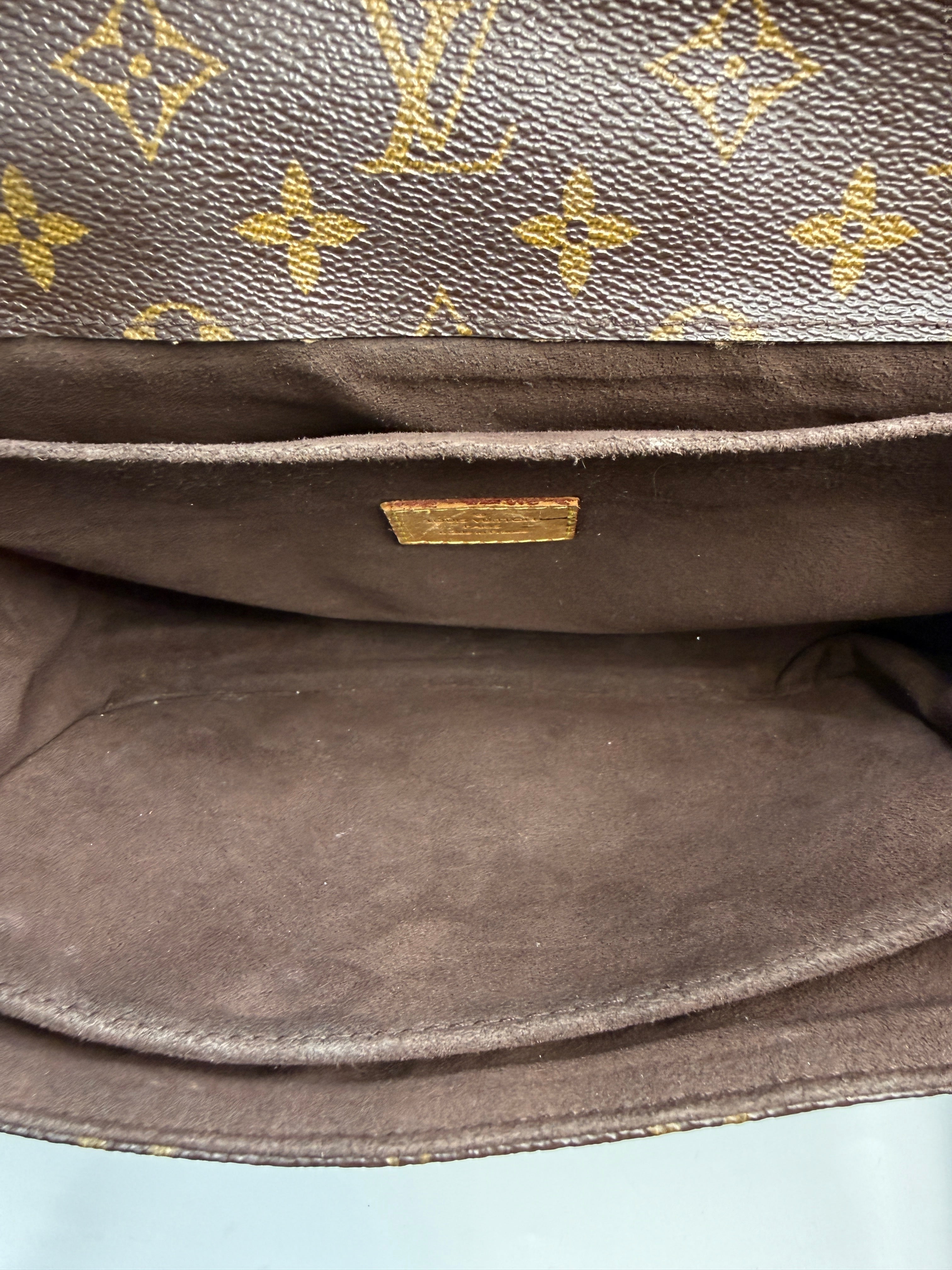 Pre-owned Louis Vuitton Pochette Métis -Monogram Canvas - Luxury Crossbody Bag