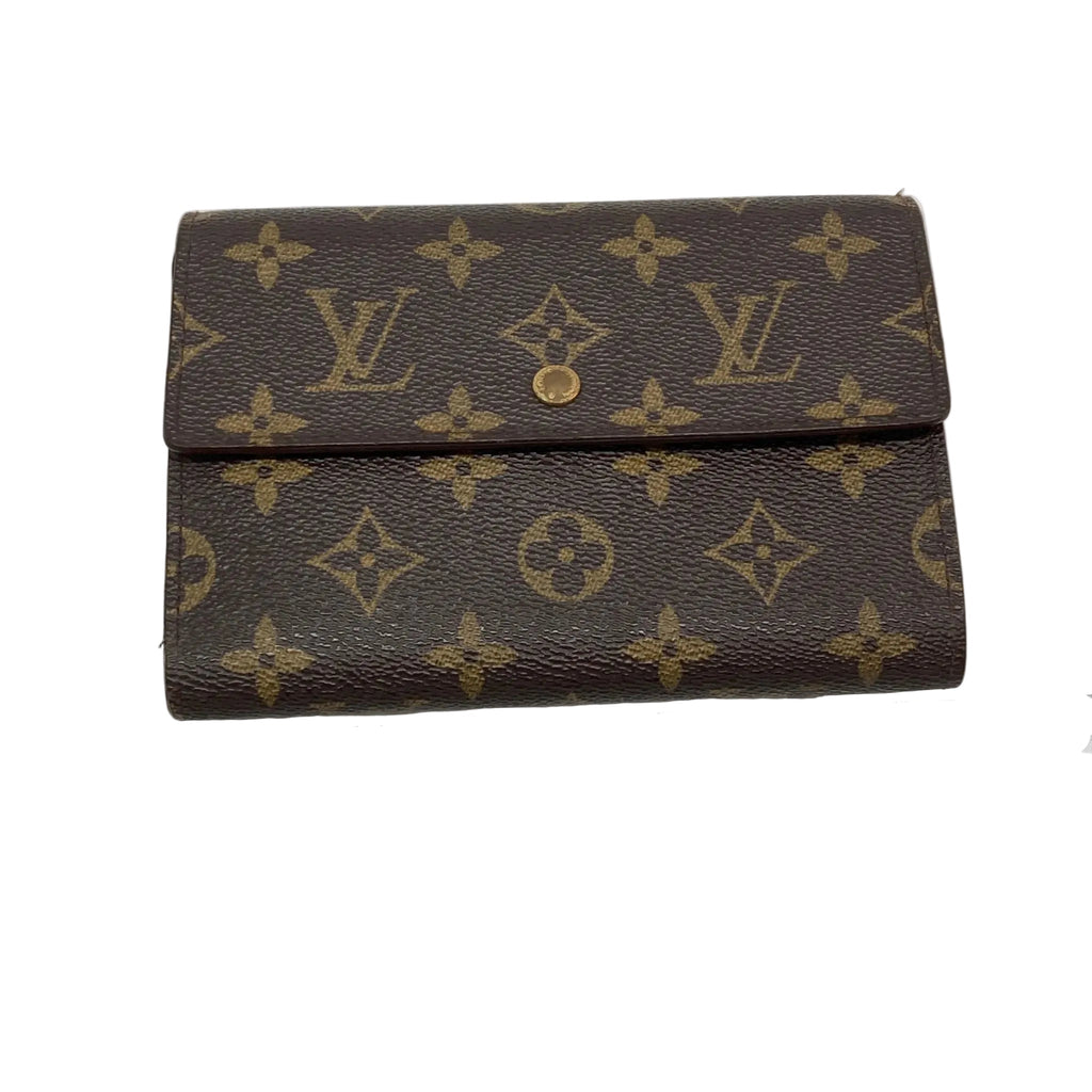 Louis Vuitton Wallet in Monogram Canvas
