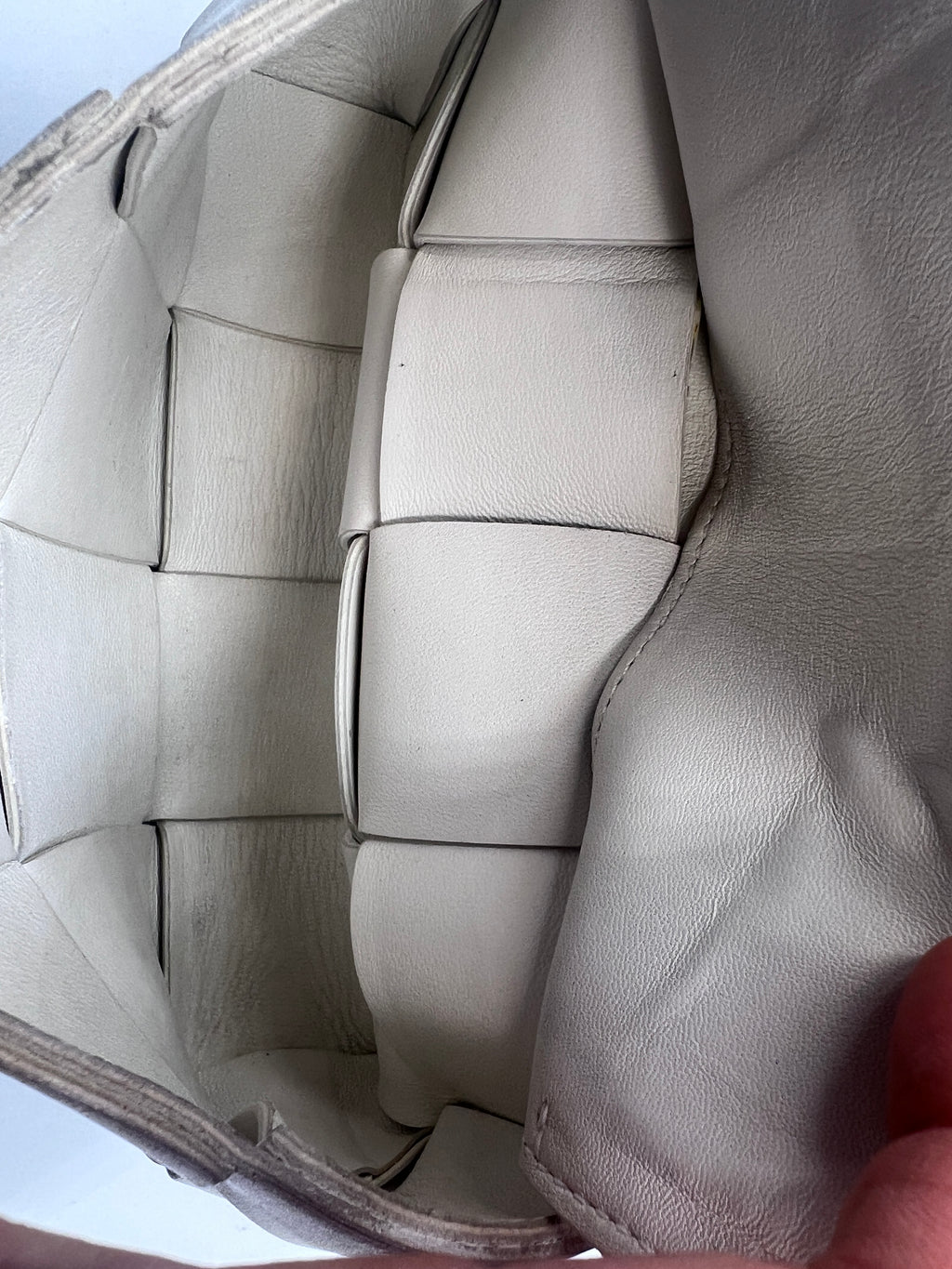 Bottega Veneta Cassette Intrecciato Leather Bag Chalk
