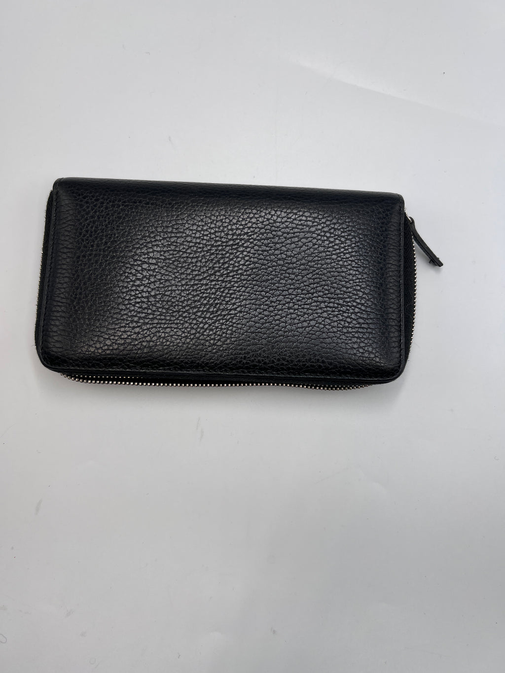 Gucci Logo Plaque Pebbled Leather Zip Around Long Wallet