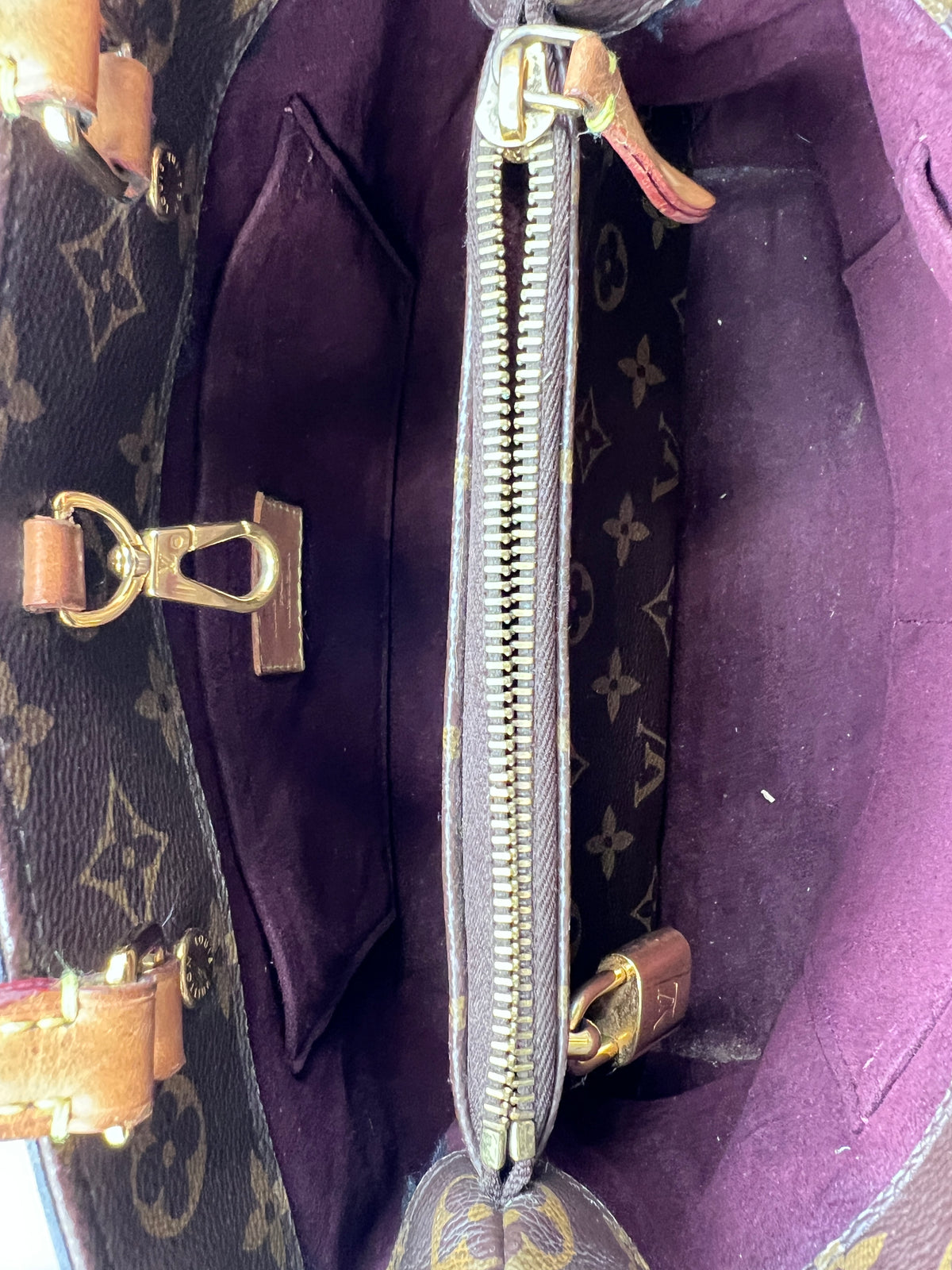 Louis Vuitton Montaigne BB