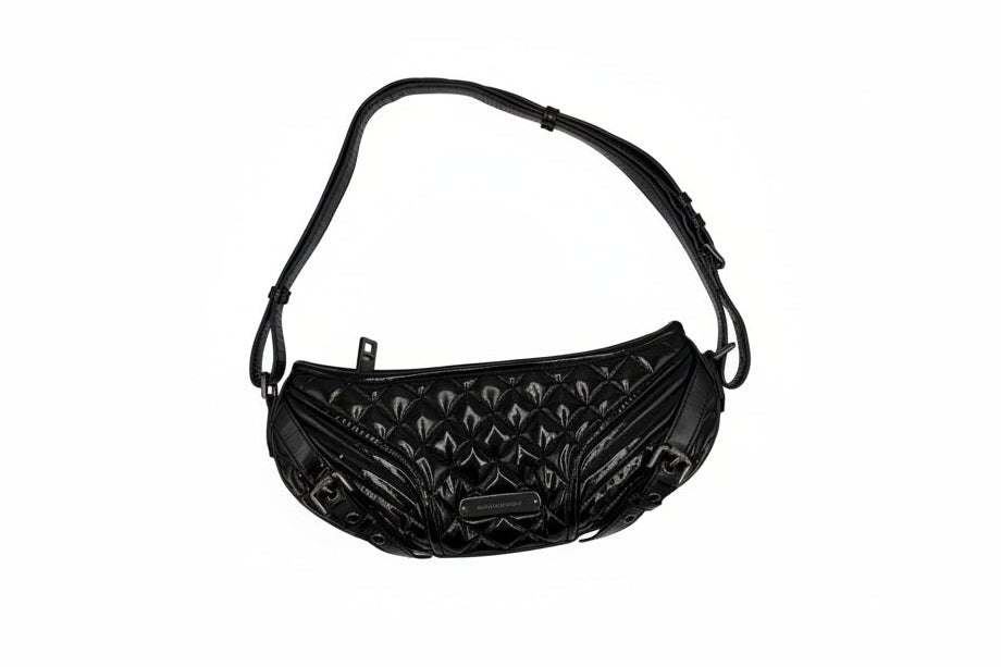 preowned authentic burberry shoulder bag in black patent leather in excellent condition for sale designer handbag 