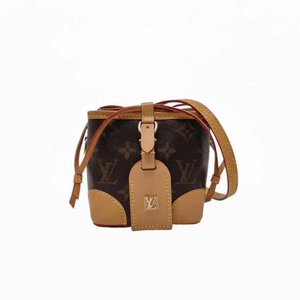 Louis Vuitton handbag with monogram pattern and tan accents vachetta leather in excellent condition 